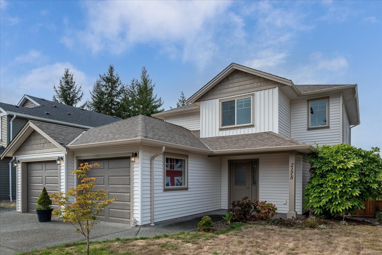 Main Photo: 2175 Village Dr in Nanaimo: Na Cedar House for sale : MLS®# 917815