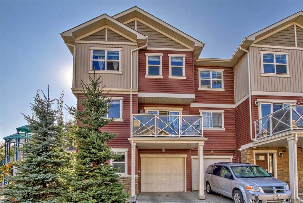 Main Photo: 649 Skyview Ranch Grove NE in Calgary: Skyview Ranch Row/Townhouse for sale : MLS®# A2093478