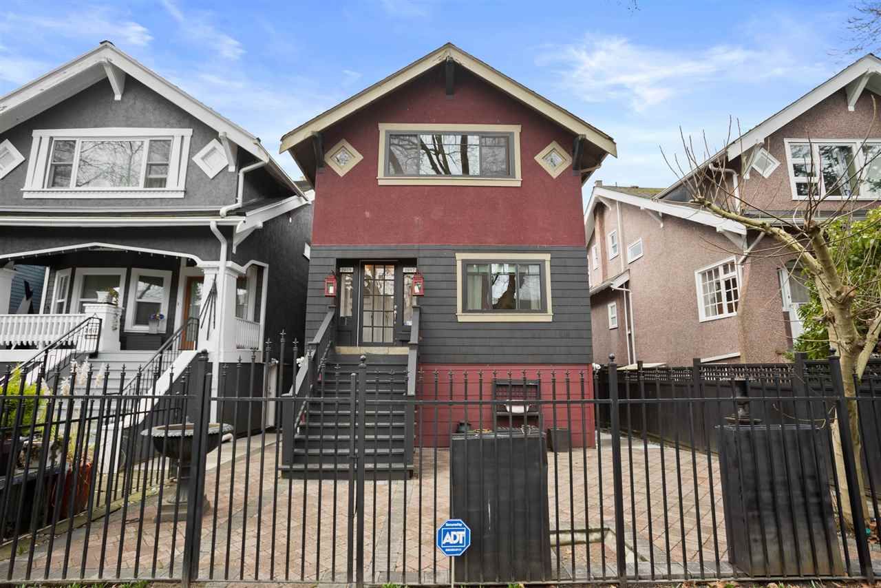 Main Photo: 2607 MACKENZIE Street in Vancouver: Kitsilano House for sale (Vancouver West)  : MLS®# R2543006