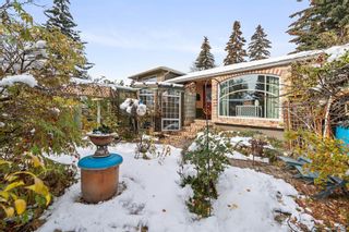 Main Photo: 36 Carnarvon Way NW in Calgary: Cambrian Heights Detached for sale : MLS®# A2007289