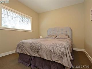 Photo 13: 1235 Clearwater Pl in VICTORIA: La Westhills House for sale (Langford)  : MLS®# 757077