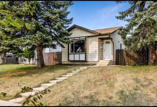 Photo 3: 191 Erin Woods Drive SE in Calgary: Erin Woods Detached for sale : MLS®# A2117283
