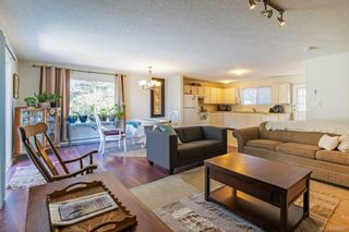 Photo 3: 58 Duke St in Nanaimo: Na South Nanaimo Full Duplex for sale : MLS®# 942661