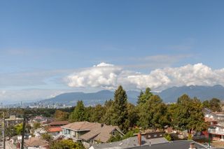 Photo 20: 601 2435 KINGSWAY in Vancouver: Collingwood VE Condo for sale in "THE WINDSOR" (Vancouver East)  : MLS®# R2814049