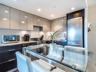 Photo 1: 603 445 W 2ND Avenue in Vancouver: False Creek Condo for sale (Vancouver West)  : MLS®# R2444949
