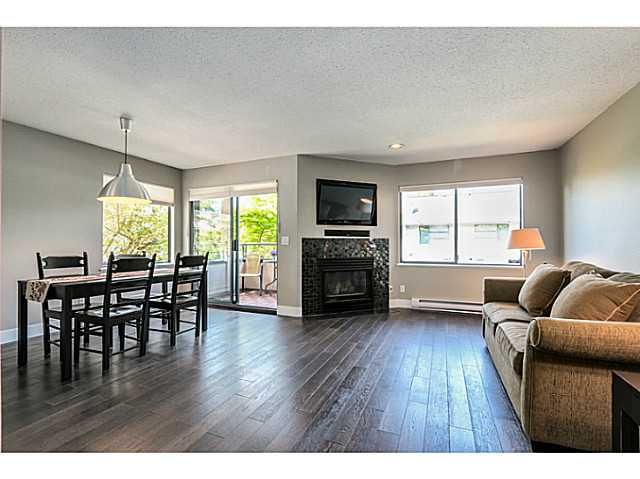 Main Photo: 8 2133 ST. GEORGES Avenue in North Vancouver: Townhouse for sale : MLS®# V1101353