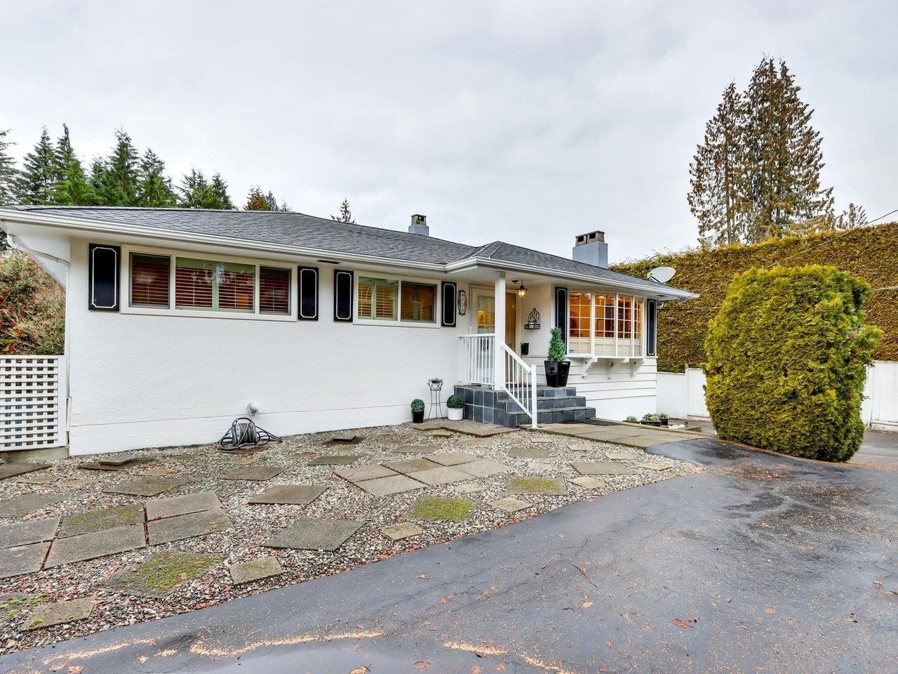 Main Photo: 4775 HIGHLAND Boulevard in North Vancouver: Canyon Heights NV House for sale : MLS®# R2745847
