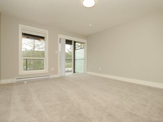Photo 4: 940 Warbler Close in Langford: La Happy Valley Row/Townhouse for sale : MLS®# 788928
