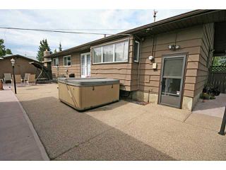Photo 19: 476 LAKE TOPAZ Crescent SE in CALGARY: Lake Bonavista Residential Detached Single Family for sale (Calgary)  : MLS®# C3577762