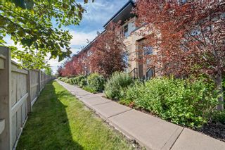 Photo 2: 99 Aspen Hills Terrace SW in Calgary: Aspen Woods Row/Townhouse for sale : MLS®# A1242554