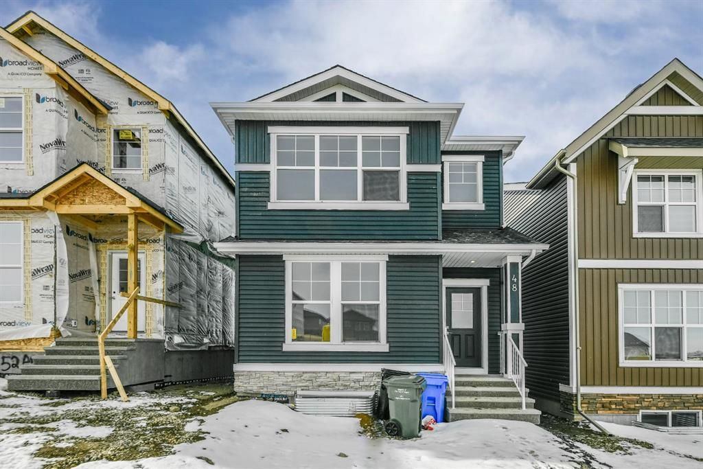 Main Photo: 48 Ambleside Crescent NW in Calgary: C-527 Detached for sale : MLS®# A1188919