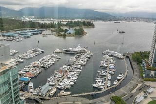 Photo 16: 208 588 BROUGHTON Street in Vancouver: Coal Harbour Condo for sale (Vancouver West)  : MLS®# R2392372