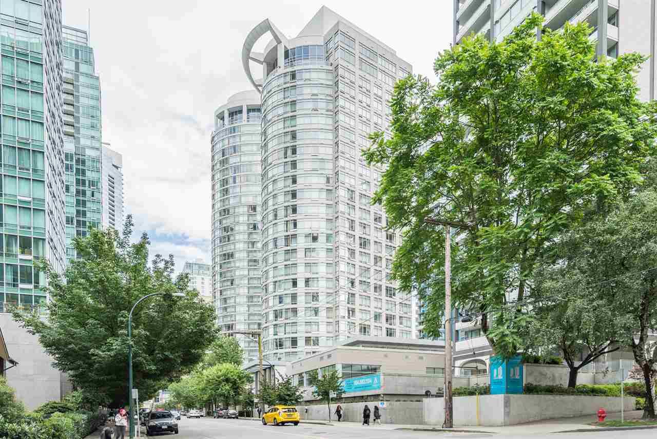 Main Photo: 1606 1288 ALBERNI Street in Vancouver: West End VW Condo for sale in "THE PALISADES" (Vancouver West)  : MLS®# R2523792