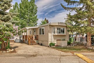 Photo 1: 26 3223 83 Street NW in Calgary: Greenwood/Greenbriar Mobile for sale : MLS®# A2054208