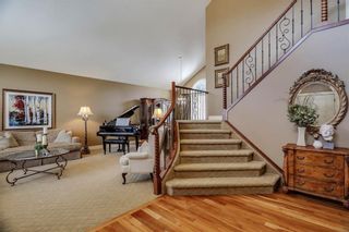 Photo 2: 74 SHAWNEE CR SW in Calgary: Shawnee Slopes House for sale : MLS®# C4226514