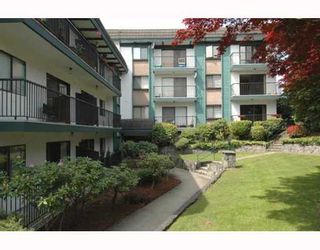 Photo 9: 207 5450 EMPIRE Drive in Burnaby: Capitol Hill BN Condo for sale in "PARK PLACE" (Burnaby North)  : MLS®# V648272
