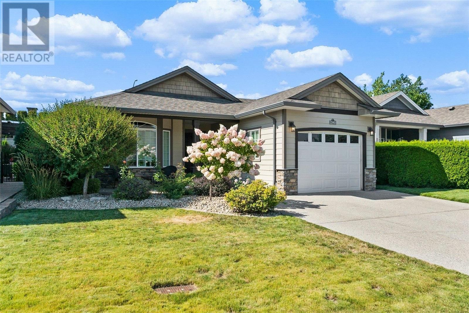 Main Photo: 3340 Mimosa Drive, in West Kelowna: House for sale : MLS®# 10281883