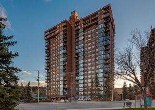 Photo 1: 2005 145 Point Drive NW in Calgary: Point McKay Apartment for sale : MLS®# A2053242
