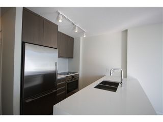 Photo 5: 1205 1009 HARWOOD Street in Vancouver: West End VW Condo for sale (Vancouver West)  : MLS®# V1093940