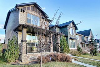 Photo 2: 82 Nolan Hill Drive NW in Calgary: Nolan Hill Detached for sale : MLS®# A1042013