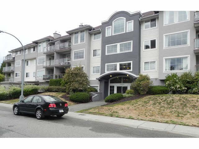 Main Photo: 302 33599 2ND Avenue in Mission: Mission BC Condo for sale in "STAVE LAKE LANDING" : MLS®# F1451156