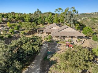 Main Photo: EAST ESCONDIDO House for sale : 6 bedrooms : 23315 Old Wagon Road in Escondido