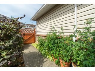 Photo 27: 7 9163 FLEETWOOD Way in Surrey: Fleetwood Tynehead Townhouse for sale in "Beacon Square" : MLS®# R2387246