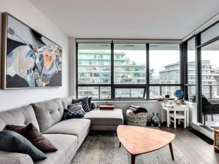 Photo 5: 905 1688 PULLMAN PORTER Street in Vancouver: Mount Pleasant VE Condo for sale in "Navio South" (Vancouver East)  : MLS®# R2653905