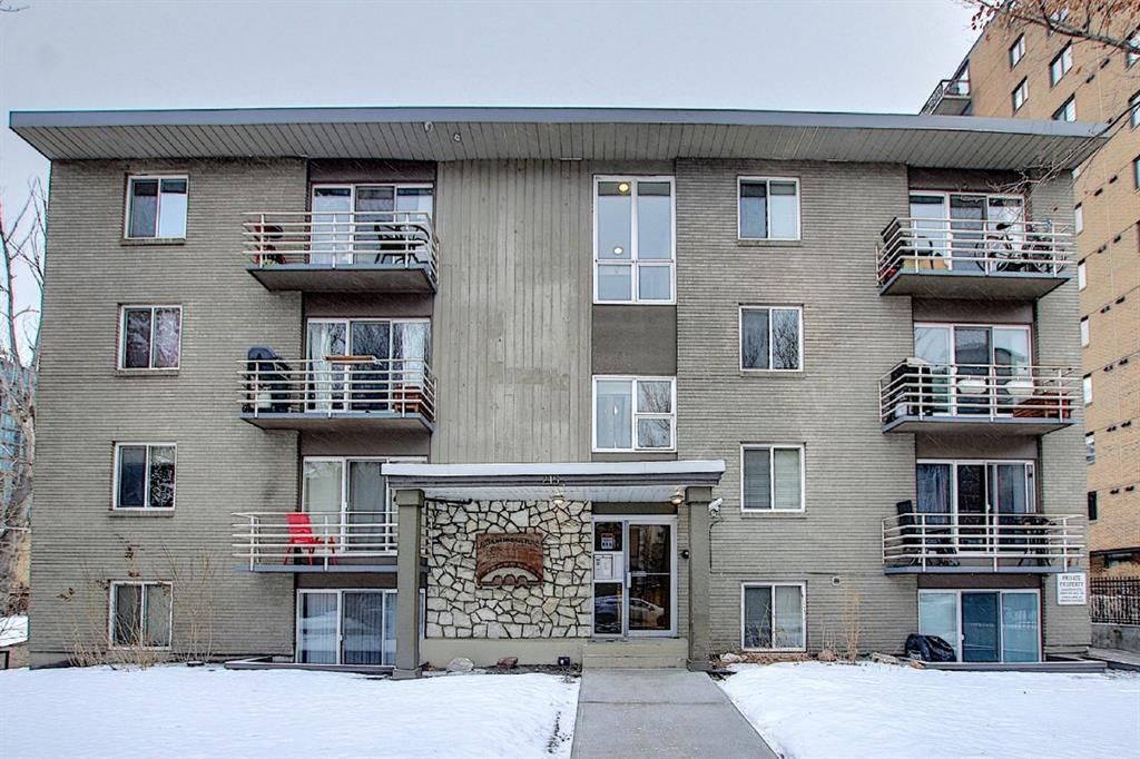 Main Photo: 303 215 25 Avenue SW in Calgary: Mission Apartment for sale : MLS®# A1063932