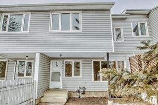 Photo 2: 82 AMBERLY Court in Edmonton: Zone 02 Townhouse for sale : MLS®# E4331121