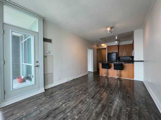 Photo 8: 2806 3939 Duke Of York Boulevard in Mississauga: City Centre Condo for lease : MLS®# W5975355
