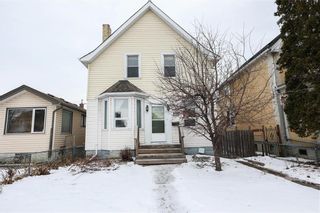 Photo 2: 877 Winnipeg Avenue in Winnipeg: Weston Residential for sale (5D)  : MLS®# 202305105