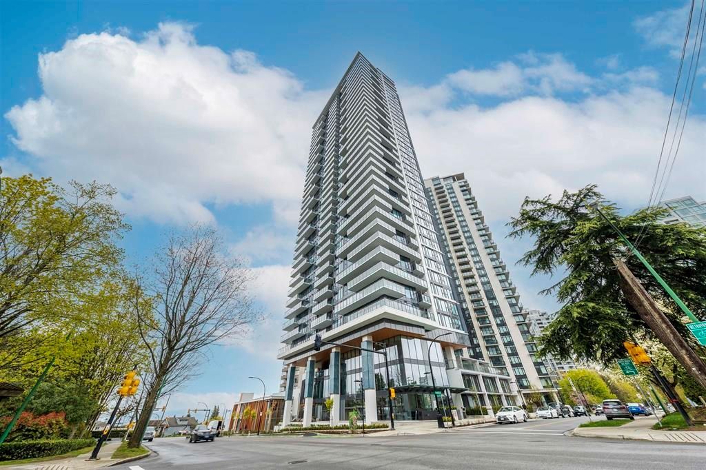 Main Photo: 1905 4711 HAZEL Street in Burnaby: Forest Glen BS Condo for sale (Burnaby South)  : MLS®# R2847128