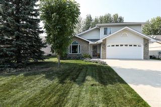 Photo 2: 107 Harvest Drive in Steinbach: R16 Residential for sale : MLS®# 202331228
