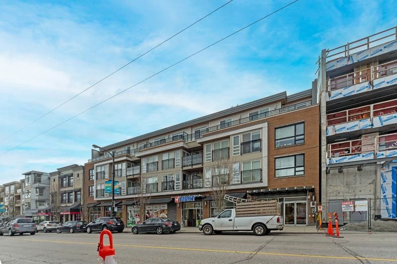 Main Photo: 102 5555 DUNBAR Street in Vancouver: Dunbar Condo for sale in "Dunbar Village" (Vancouver West)  : MLS®# R2762675
