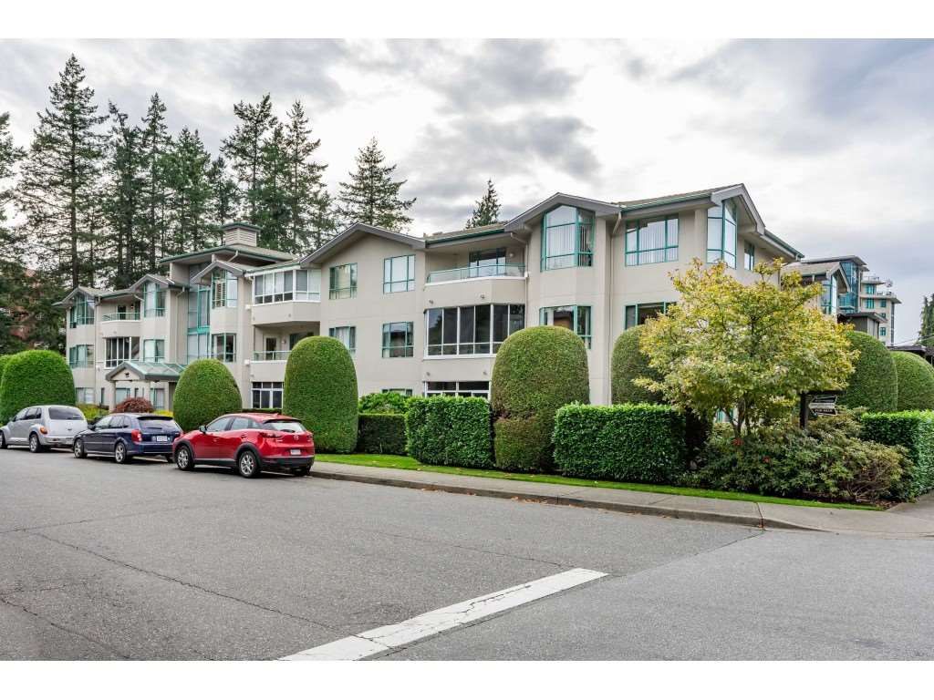 Main Photo: 305 1569 EVERALL Street: White Rock Condo for sale in "Seawynd Manor" (South Surrey White Rock)  : MLS®# R2508731