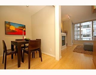 Photo 5: 1901 1010 RICHARDS Street in Vancouver: Downtown VW Condo for sale in "GALLERY" (Vancouver West)  : MLS®# V670409