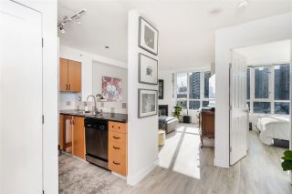 Photo 11: 1710 63 KEEFER Place in Vancouver: Downtown VW Condo for sale in "EUROPA" (Vancouver West)  : MLS®# R2551162
