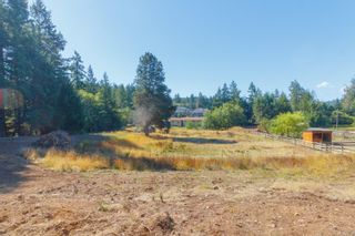 Photo 27: 910 Latoria Rd in Langford: La Happy Valley House for sale : MLS®# 863265