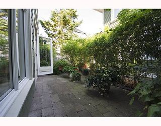 Photo 3: 357 W 11TH Avenue in Vancouver: Mount Pleasant VW Townhouse for sale (Vancouver West)  : MLS®# V726555