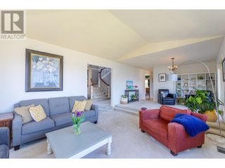 Photo 6: 125 Sumac Ridge Drive in Summerland: House for sale : MLS®# 10310568