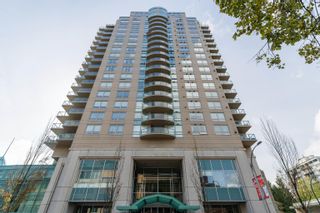Photo 3: 1303 612 SIXTH Street in New Westminster: Uptown NW Condo for sale in "THE WOODWARD" : MLS®# R2771725