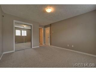 Photo 8: 103 908 Brock Ave in VICTORIA: La Langford Proper Row/Townhouse for sale (Langford)  : MLS®# 529060