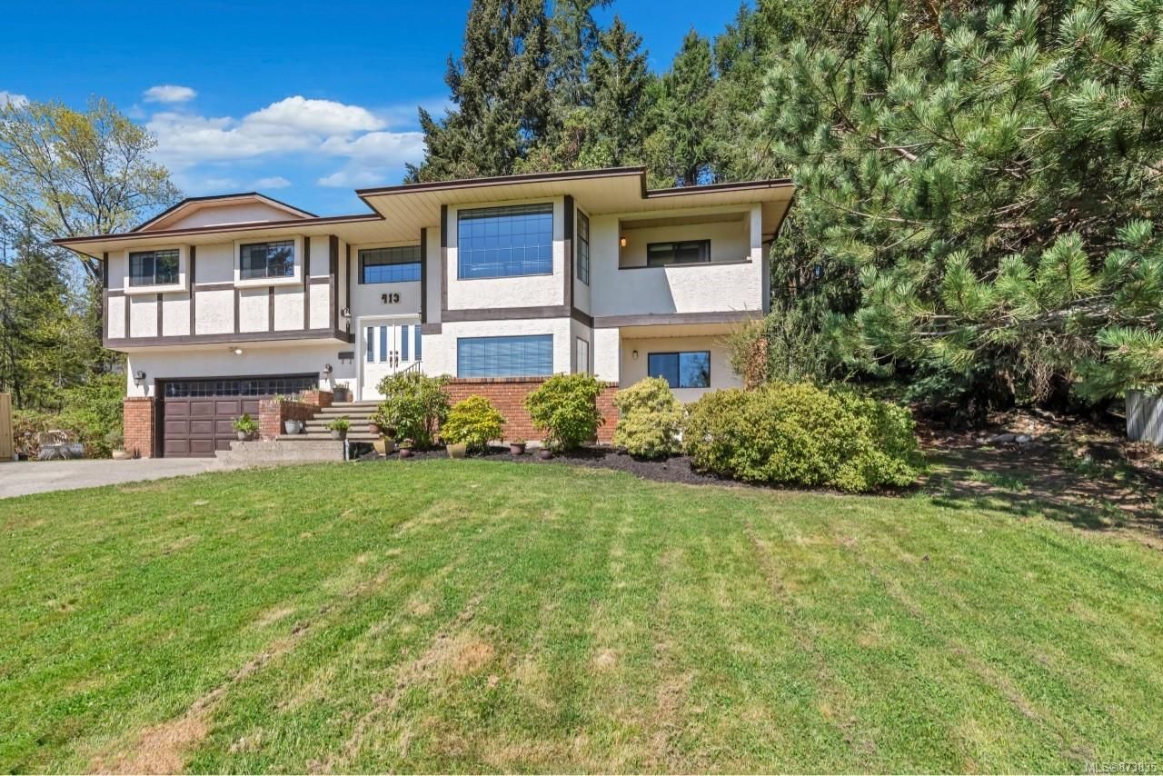 Main Photo: 413a Coralee Pl in Langford: La Thetis Heights House for sale : MLS®# 873835