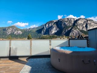 Main Photo: 1287 MAIN Street in Squamish: Downtown SQ 1/2 Duplex for sale in "Trails" : MLS®# R2872217