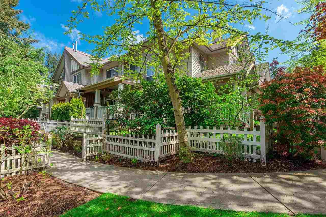 Main Photo: 47 2678 KING GEORGE Boulevard in Surrey: King George Corridor Townhouse for sale in "Mirada" (South Surrey White Rock)  : MLS®# R2263802