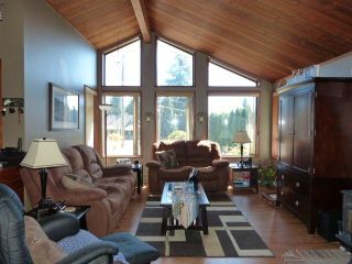Photo 5: 809 PLEASANT Place in Gibsons: Gibsons & Area House for sale in "CREEKSIDE" (Sunshine Coast)  : MLS®# V967446
