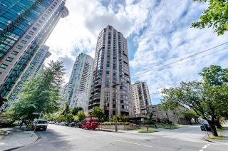 Photo 1: 1901 738 BROUGHTON Street in Vancouver: West End VW Condo for sale in "Alberni Place" (Vancouver West)  : MLS®# R2396844