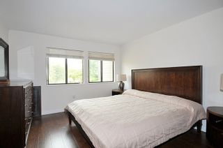 Photo 13: 5808 MAYVIEW Circle in Burnaby: Burnaby Lake Townhouse for sale in "ONE ARBOUR LANE" (Burnaby South)  : MLS®# R2193982