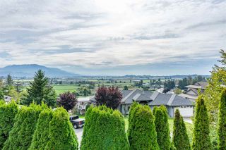 Photo 9: 35624 DINA Place in Abbotsford: Abbotsford East House for sale : MLS®# R2410757
